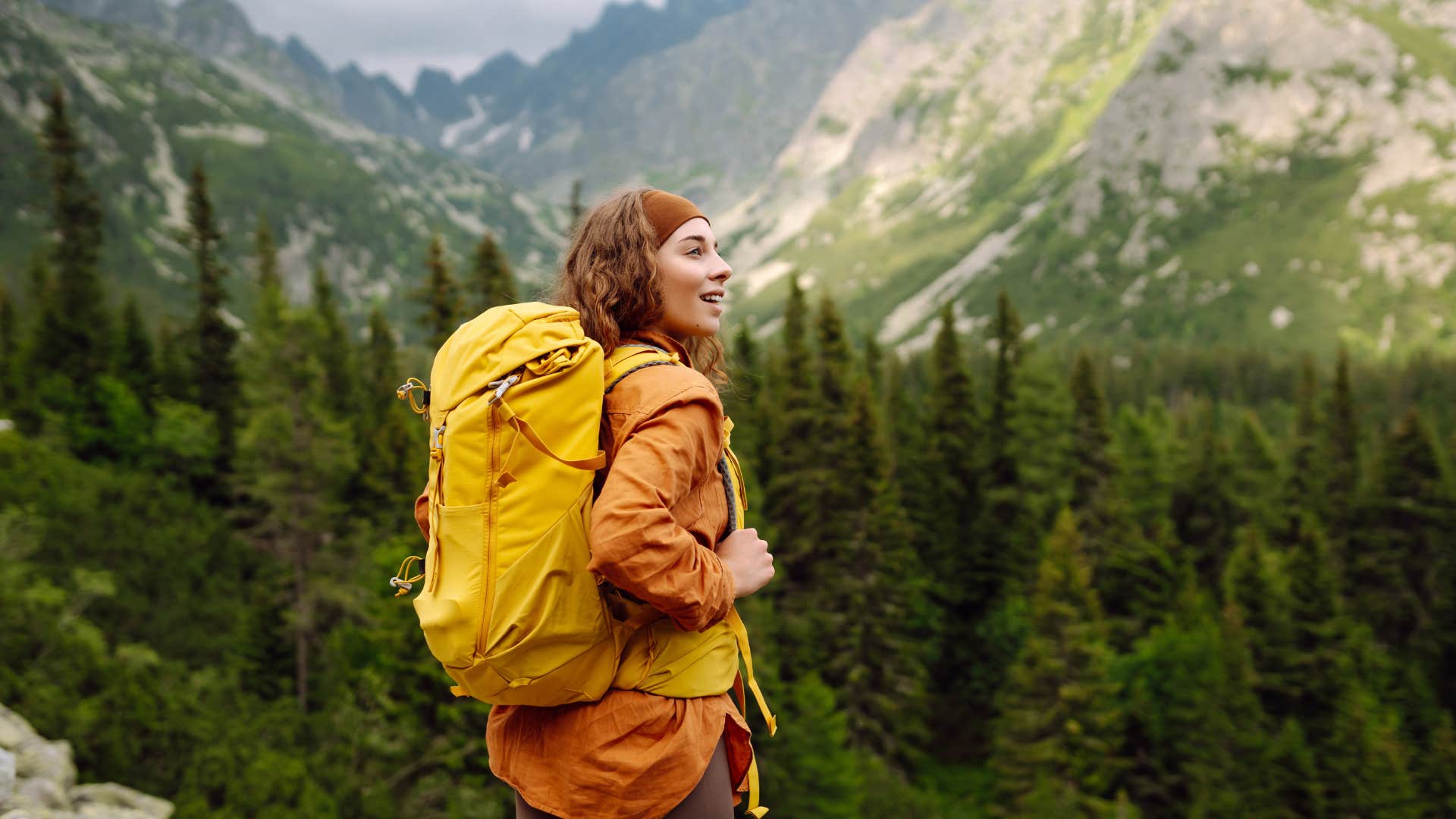 woman on a hike for a dopamine boost