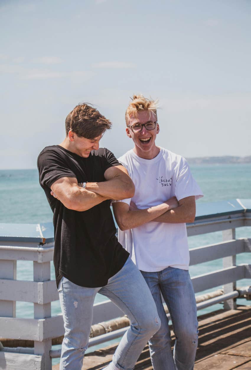 male friends develop relationships differently than women