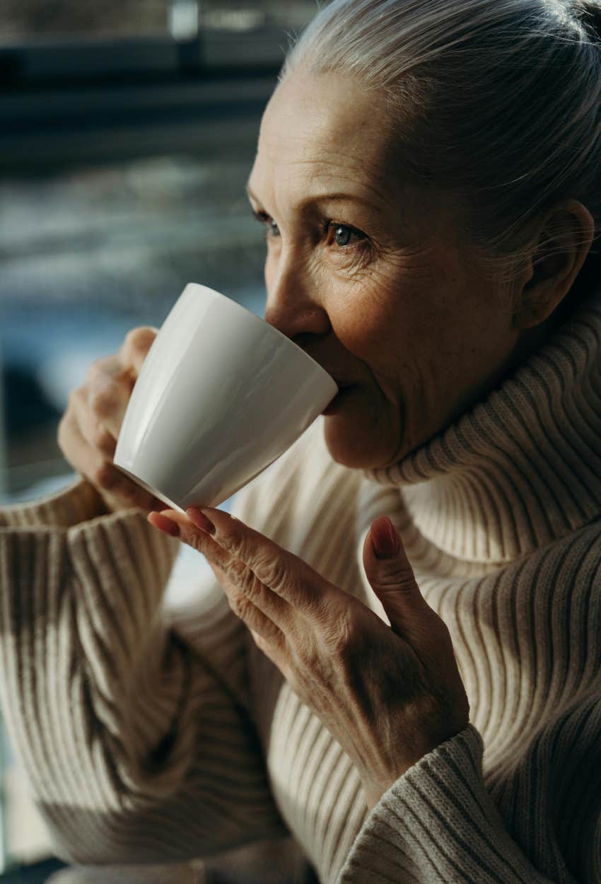 woman who drinks coffee daily will stay healthier well into old age