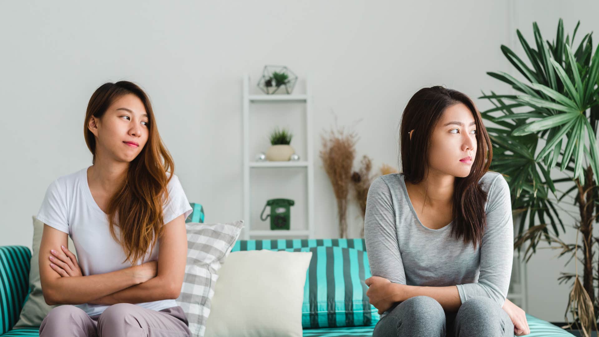 woman won't tolerate not apologizing