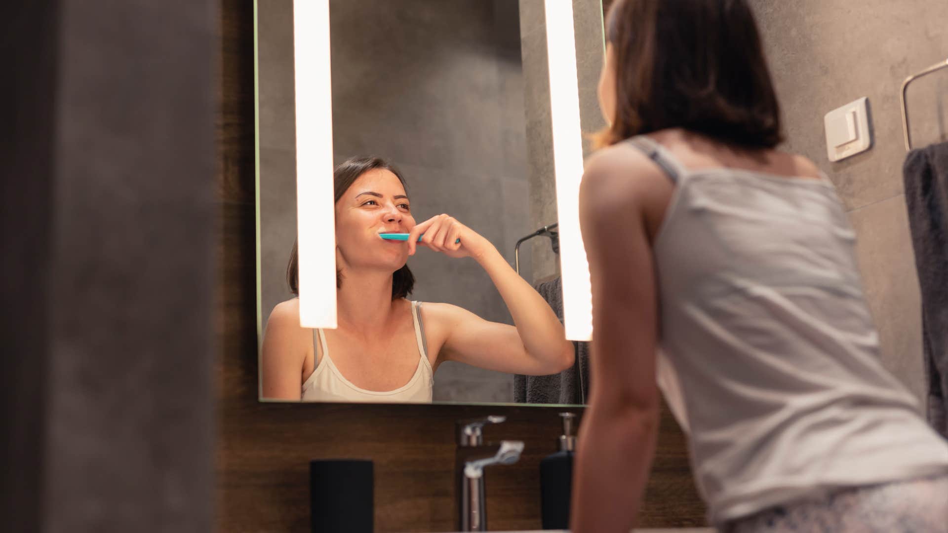 woman who will fall asleep fast and stay out cold with a bedtime routine