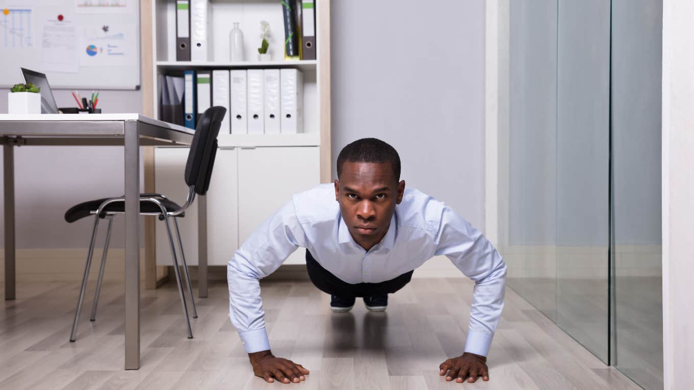 Boss Creates Commandments Makes Workers Do Push-Ups If They Can't Recite Them Boss Creates Commandments Makes Workers Do Push-Ups If They Can't Recite Them