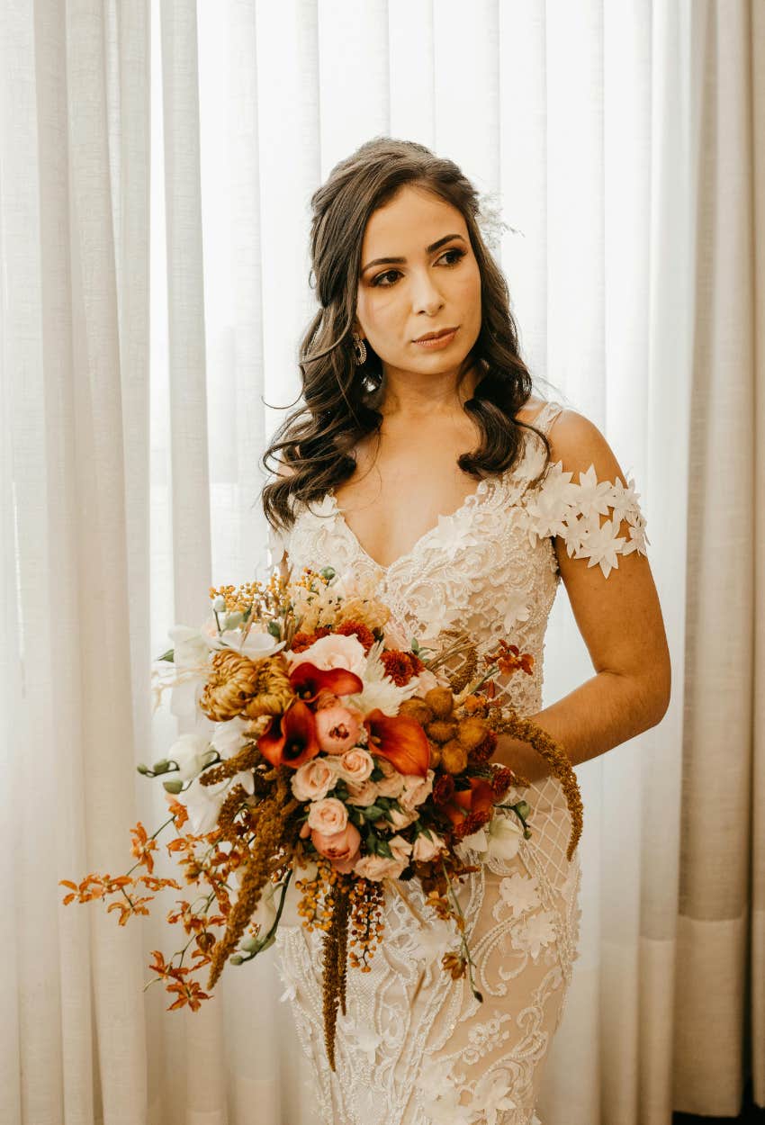Bride Blames Wedding No-Shows For Her Canceled Honeymoon Asks Guests Donations