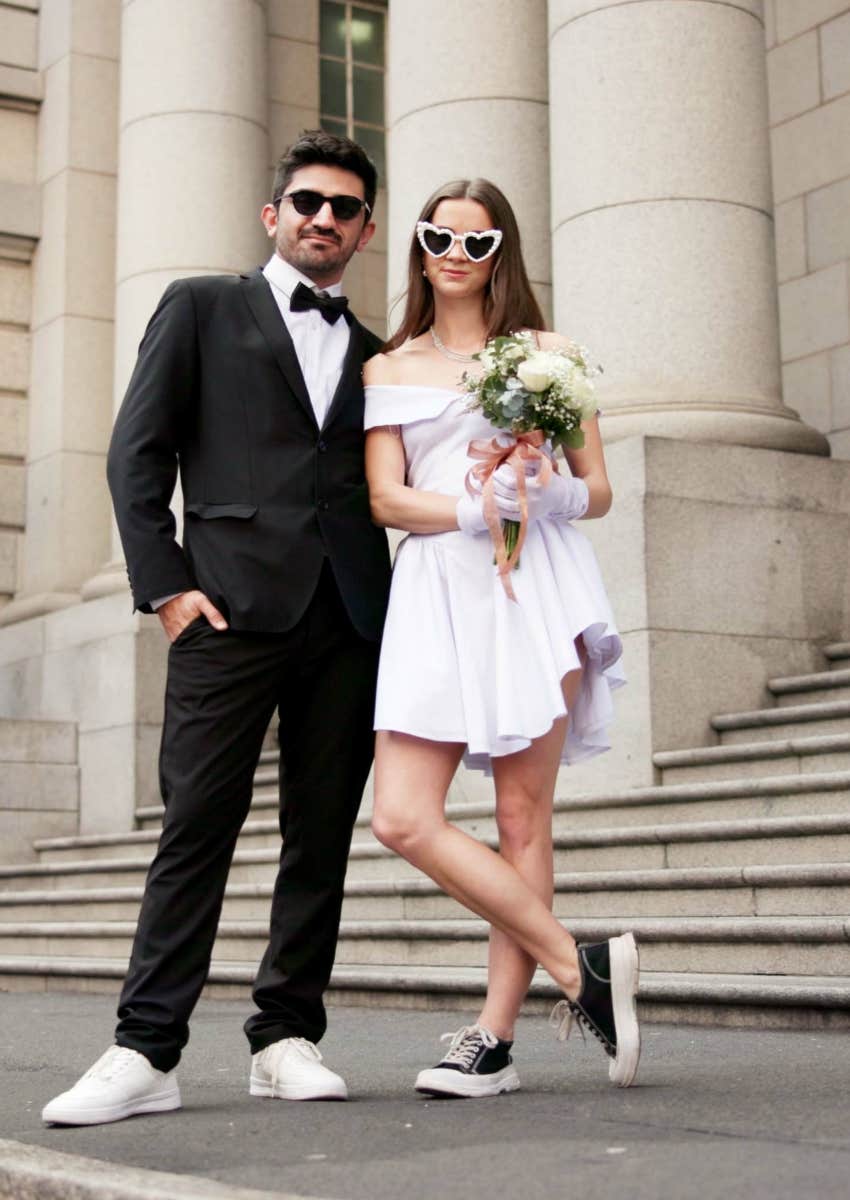 couple having casual wedding at the courthouse