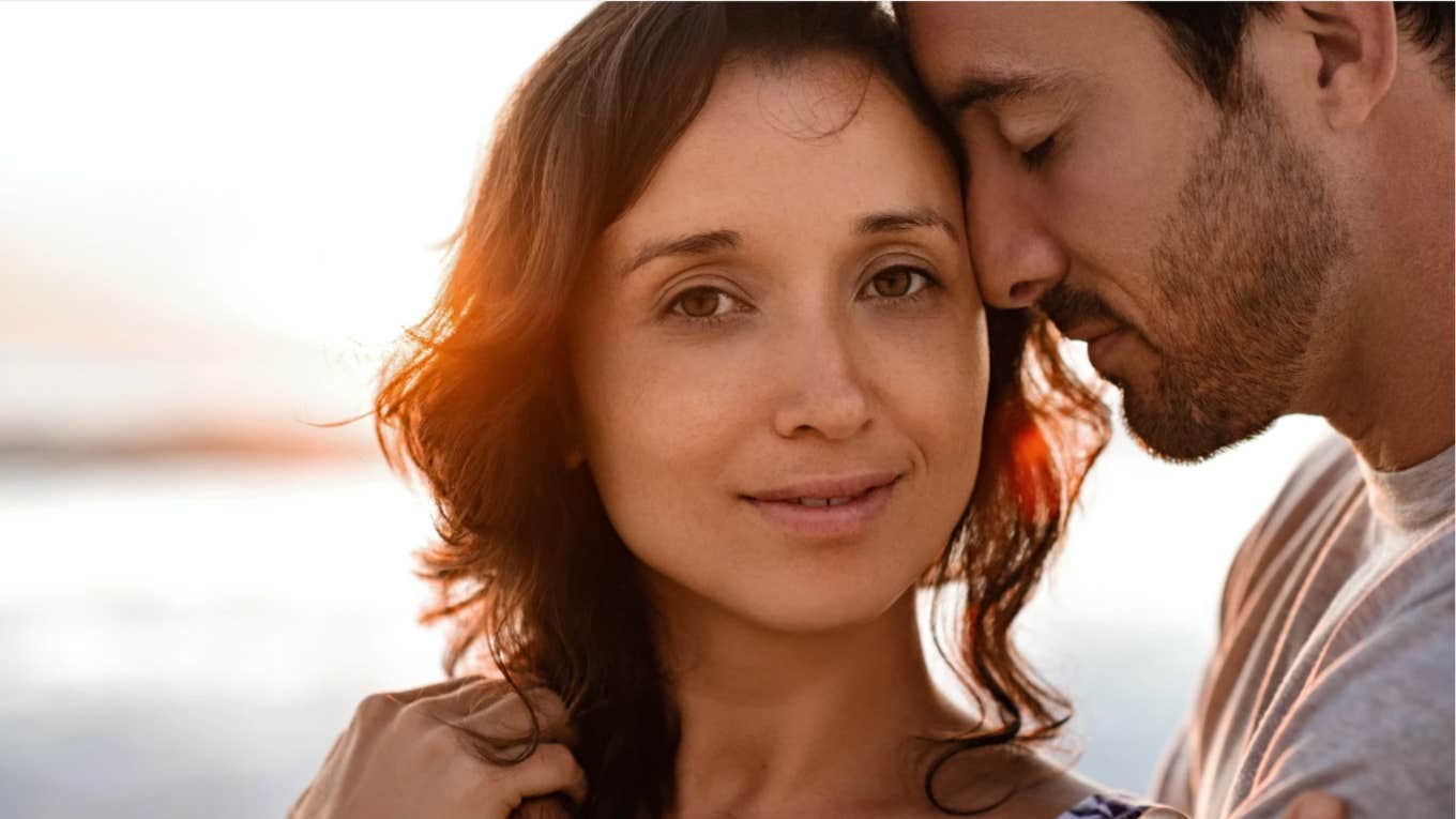 Deeply in love couples do differently grow stronger during hard times 