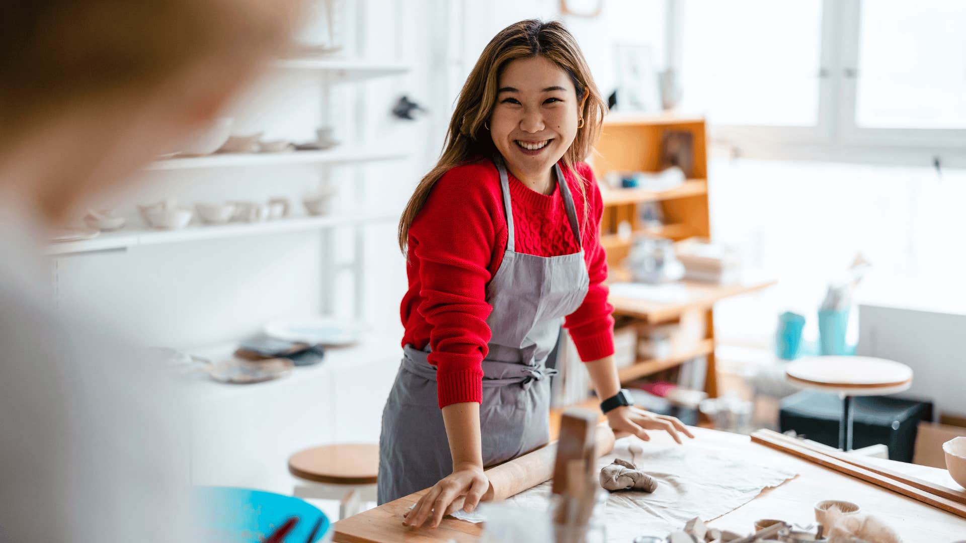 woman finds ways to earn from her hobby so she can live below her means and feel rich anyway