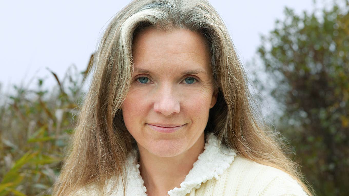 Little Habits Of People Who Truly Thrive In Midlife Woman has habits to thrive in midlife.