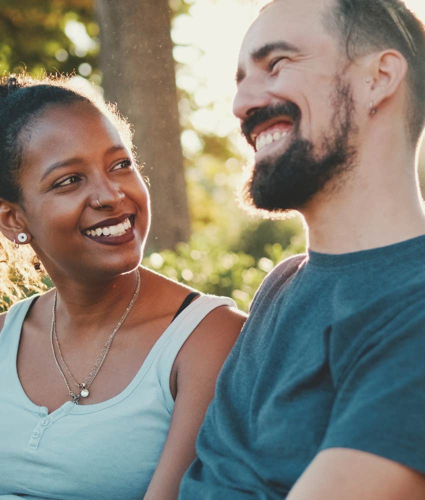 Woman likes humorous man