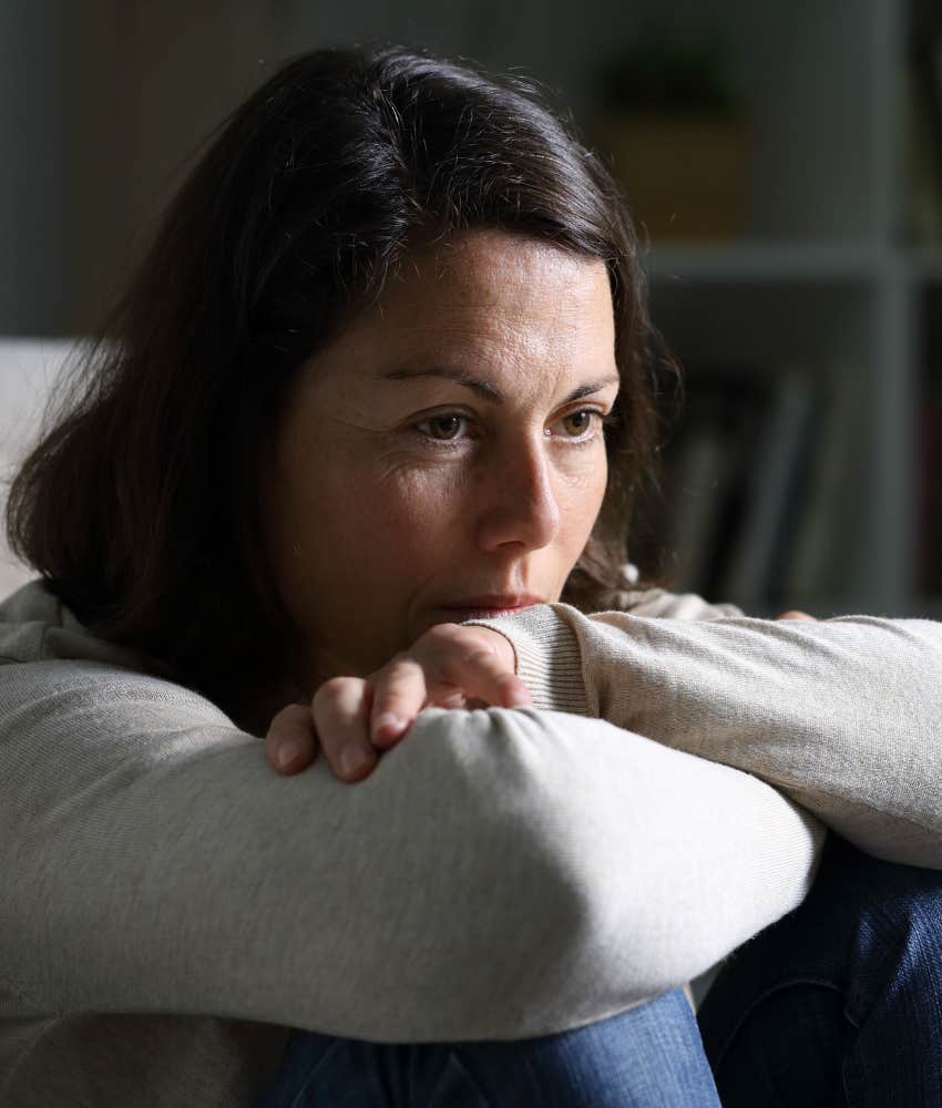 Woman can't break up because love can change