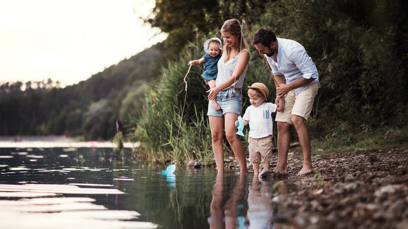In-Laws 'Appalled' When Overwhelmed Mom Leaves Family Vacation Early family at husband's parent's lake house