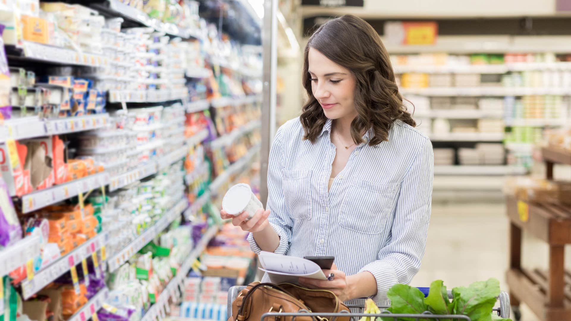 little things that instantly reveal someone grew up without money they obsessively compare prices — even on small purchases