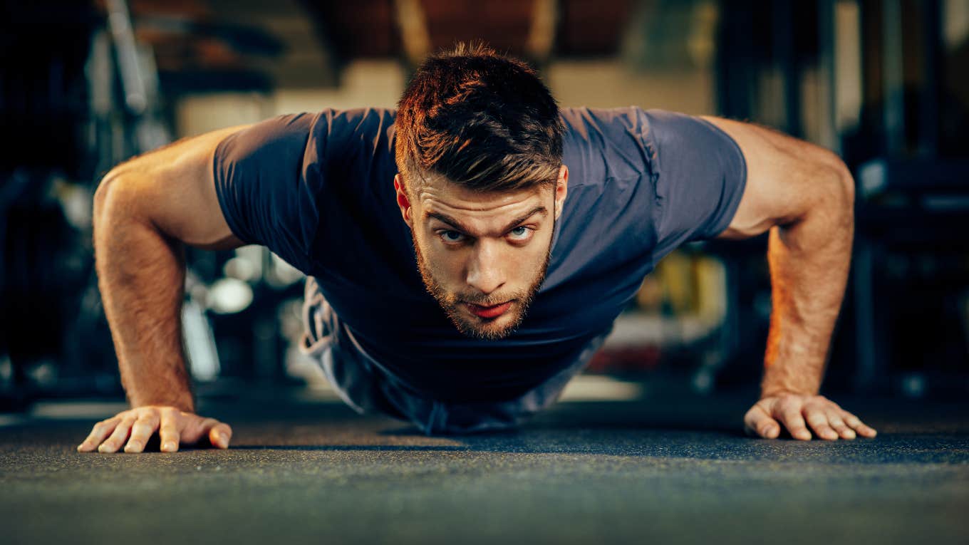 Man Continues Competing At Fitness Even After Girlfriend Passes Out Man Continues Competing At Fitness Even After Girlfriend Passes Out