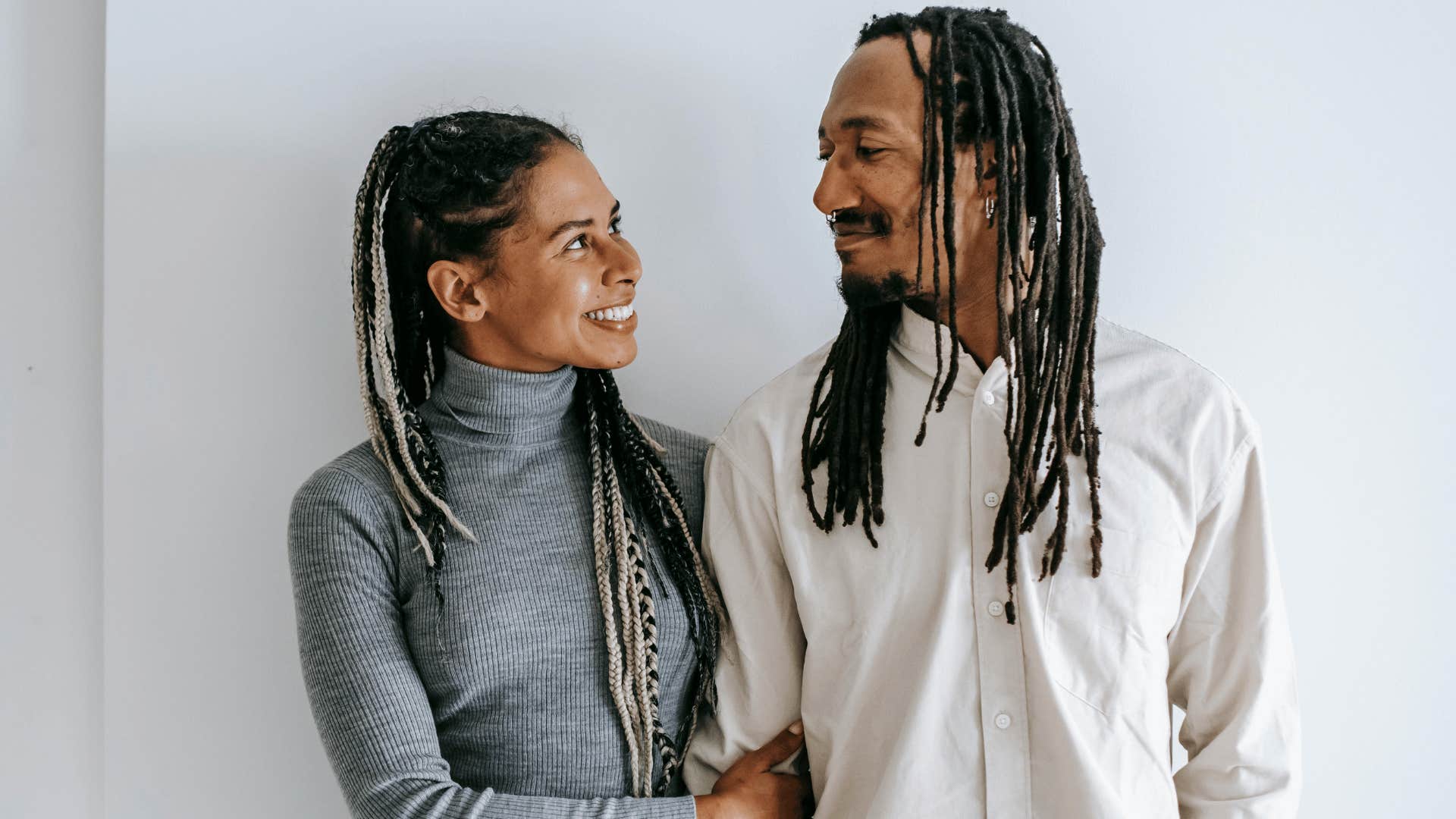 marriage habits that seem small but boost happiness like praying for your partner