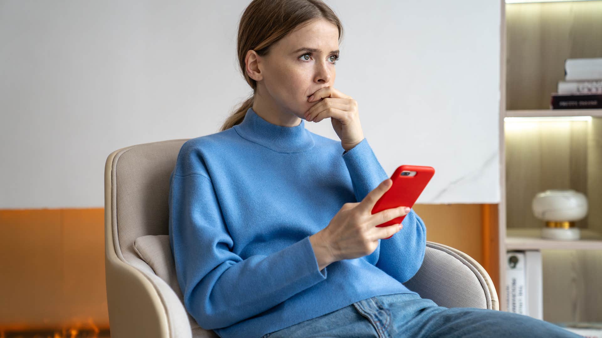 woman who is oversharing on social media