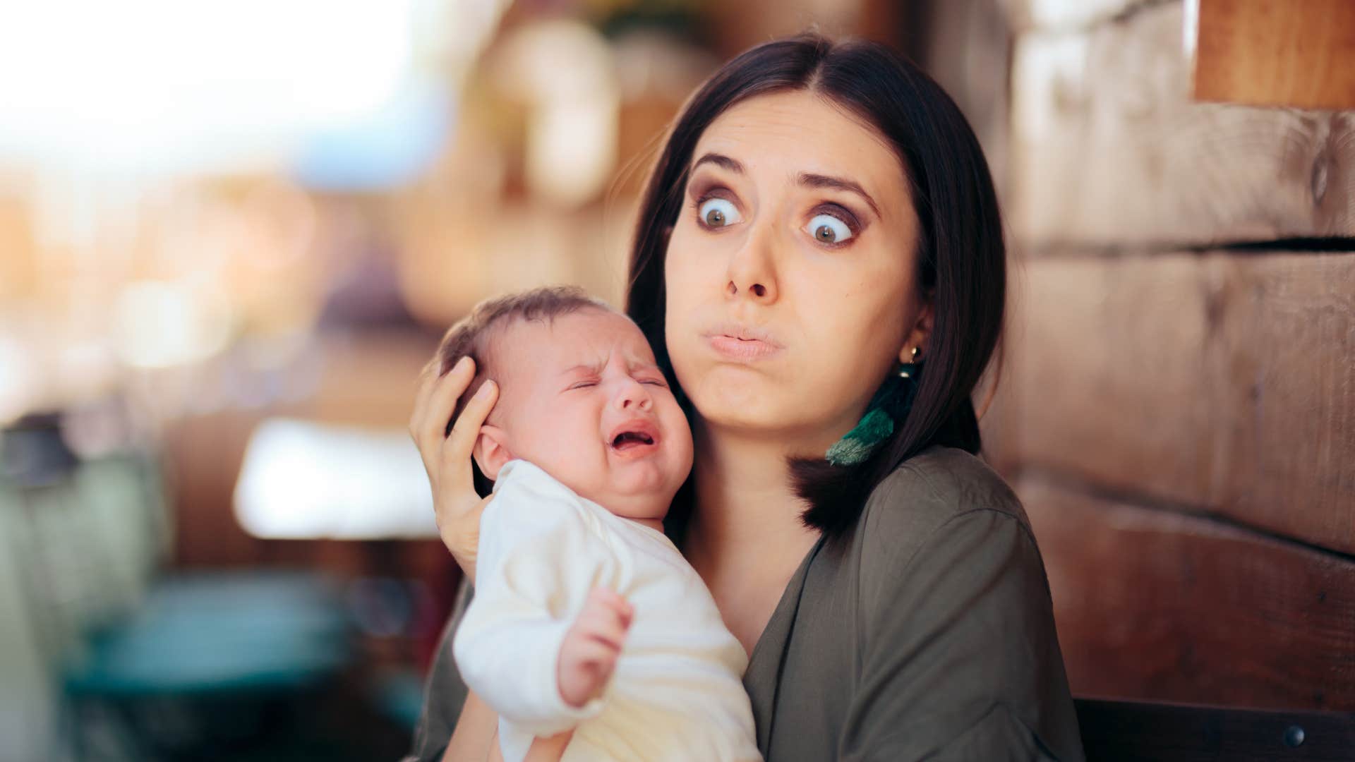 parenting habits that make people quietly judge a mom behind her back acting like no one else understands how hard her life is