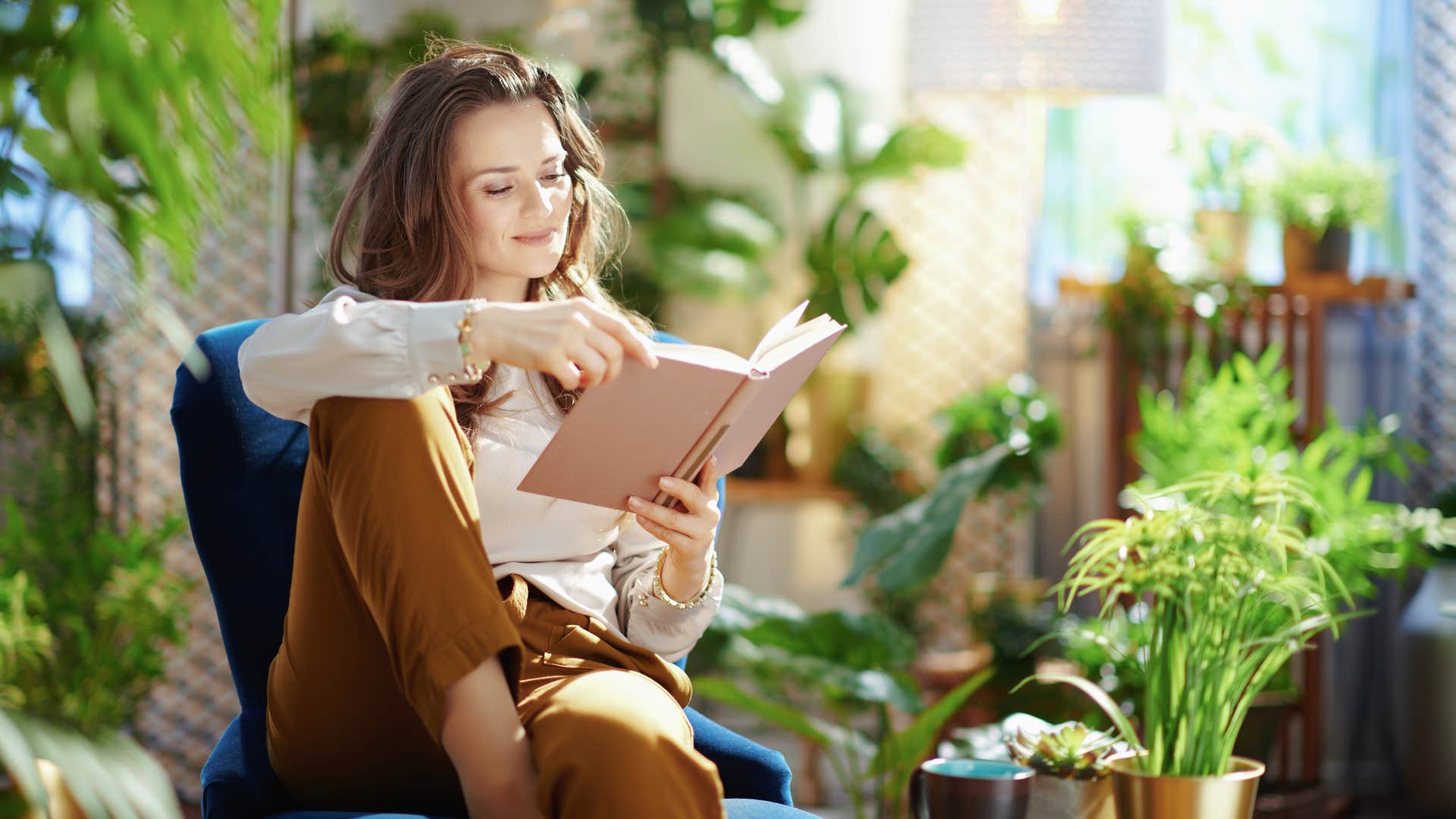 woman who is less stressed not watching the news