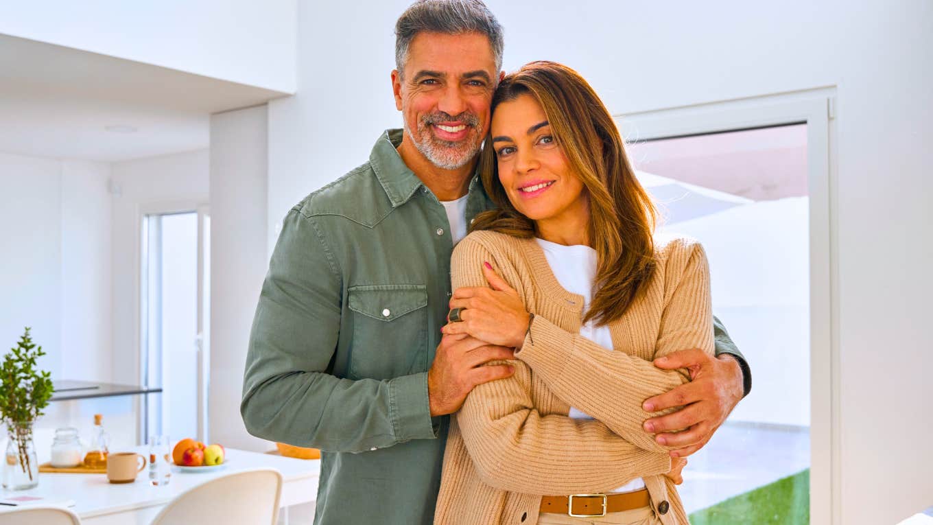 People With Truly Happy Marriages Usually Have These Things In Their Home People With Truly Happy Marriages Usually Have These Things In Their Home