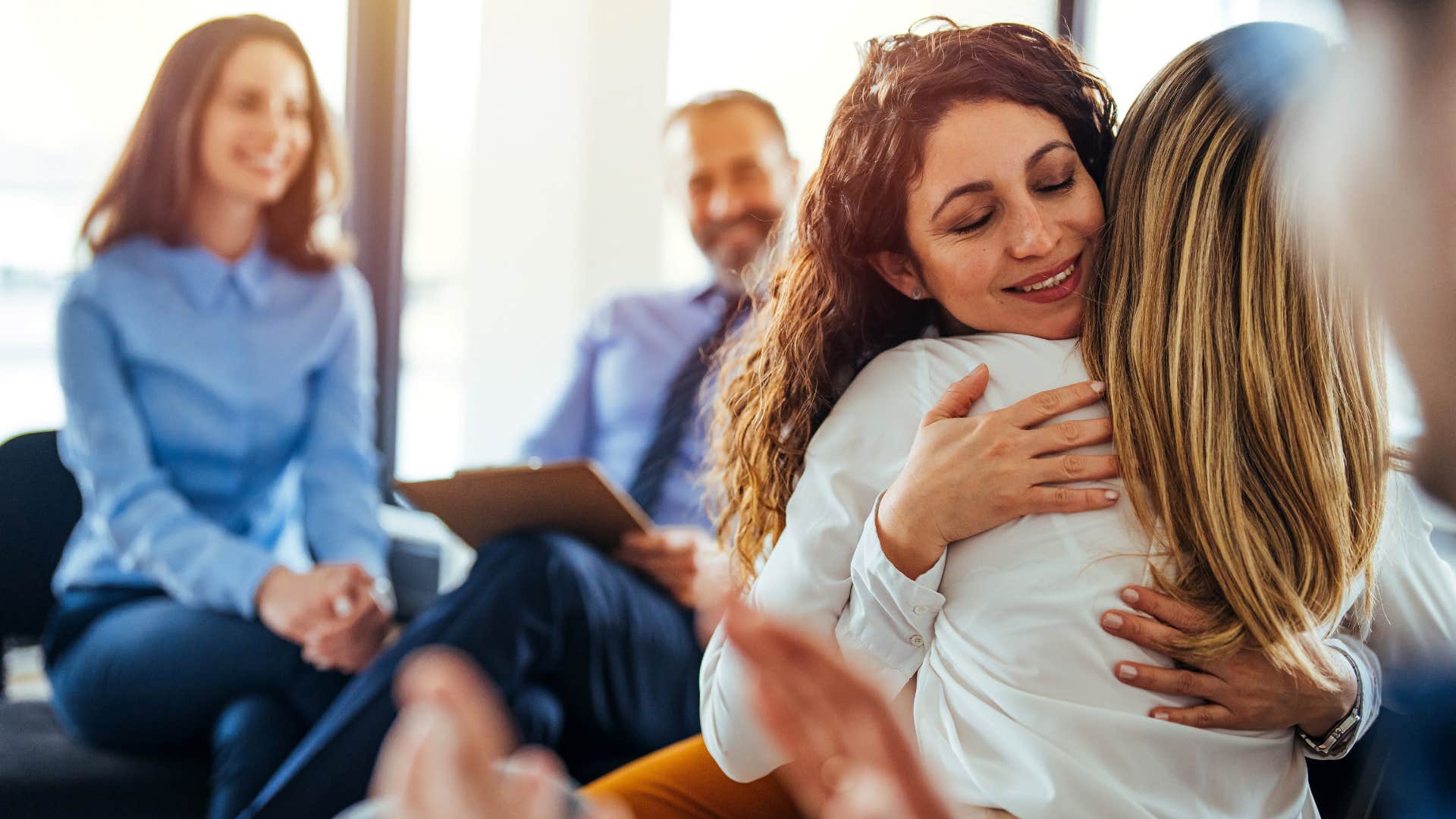woman who enjoys her own company being kind