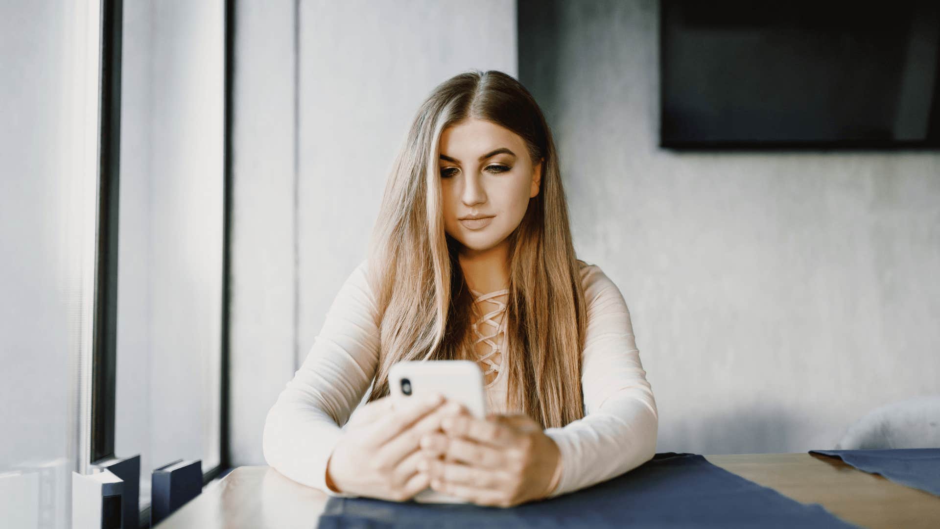 woman has a knack for picking up on what's not being said