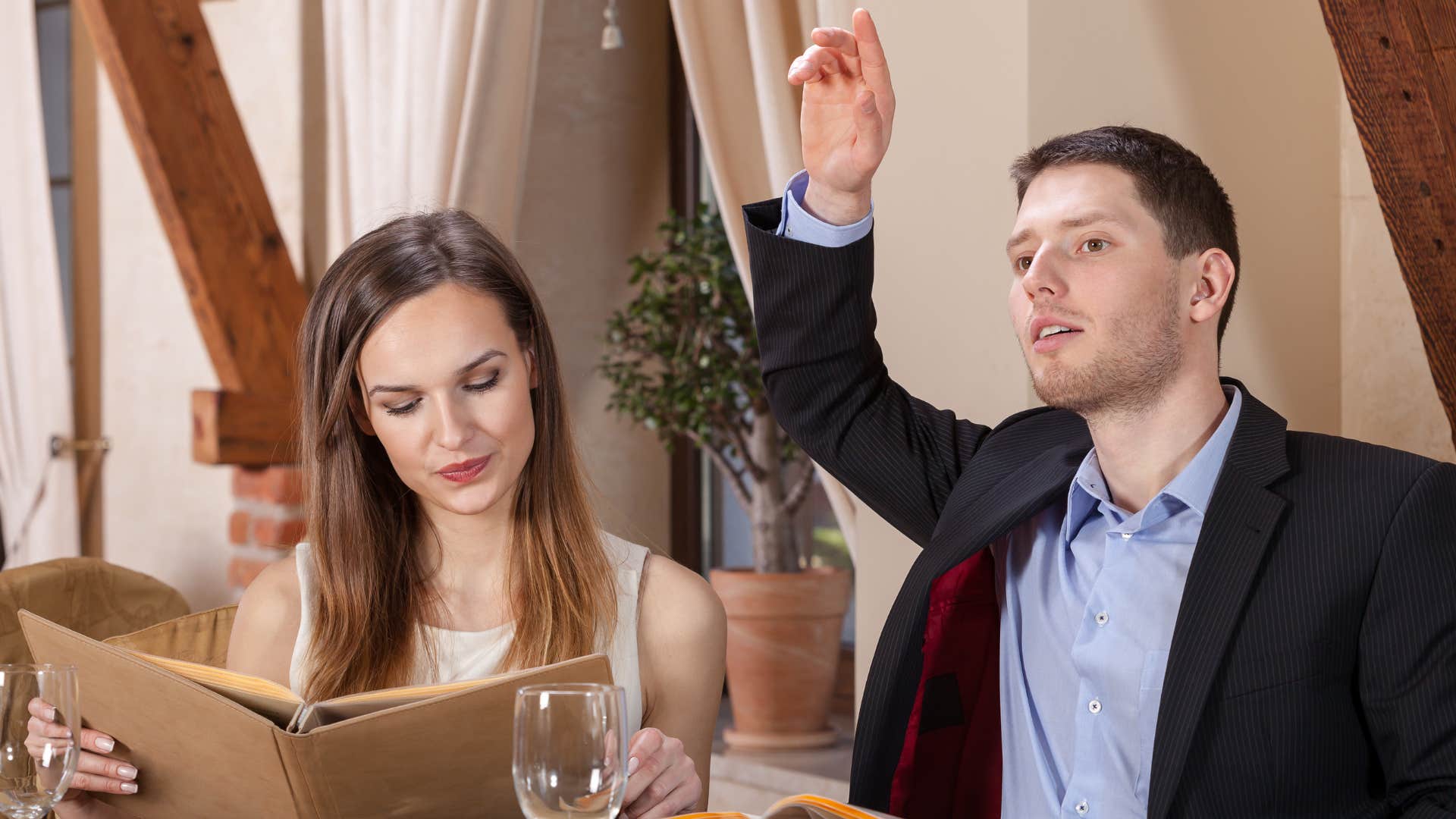 Man says hey to get waitstaff