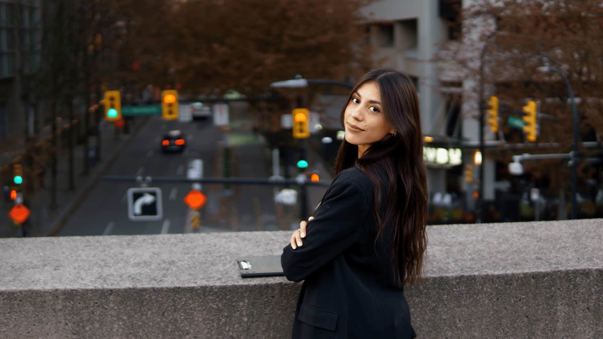 woman stays visible but unavailable to make her ex regret losing her