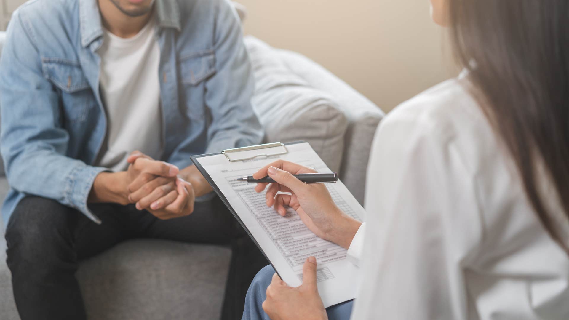 man asking the questions to find a therapist like what kind of therapy