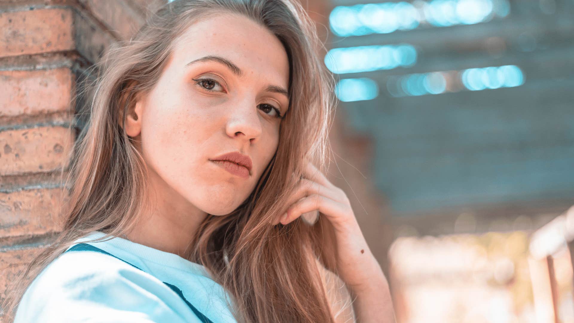 woman sees the signs he's not the one for her because he puts her on a pedestal, but it feels like a trap