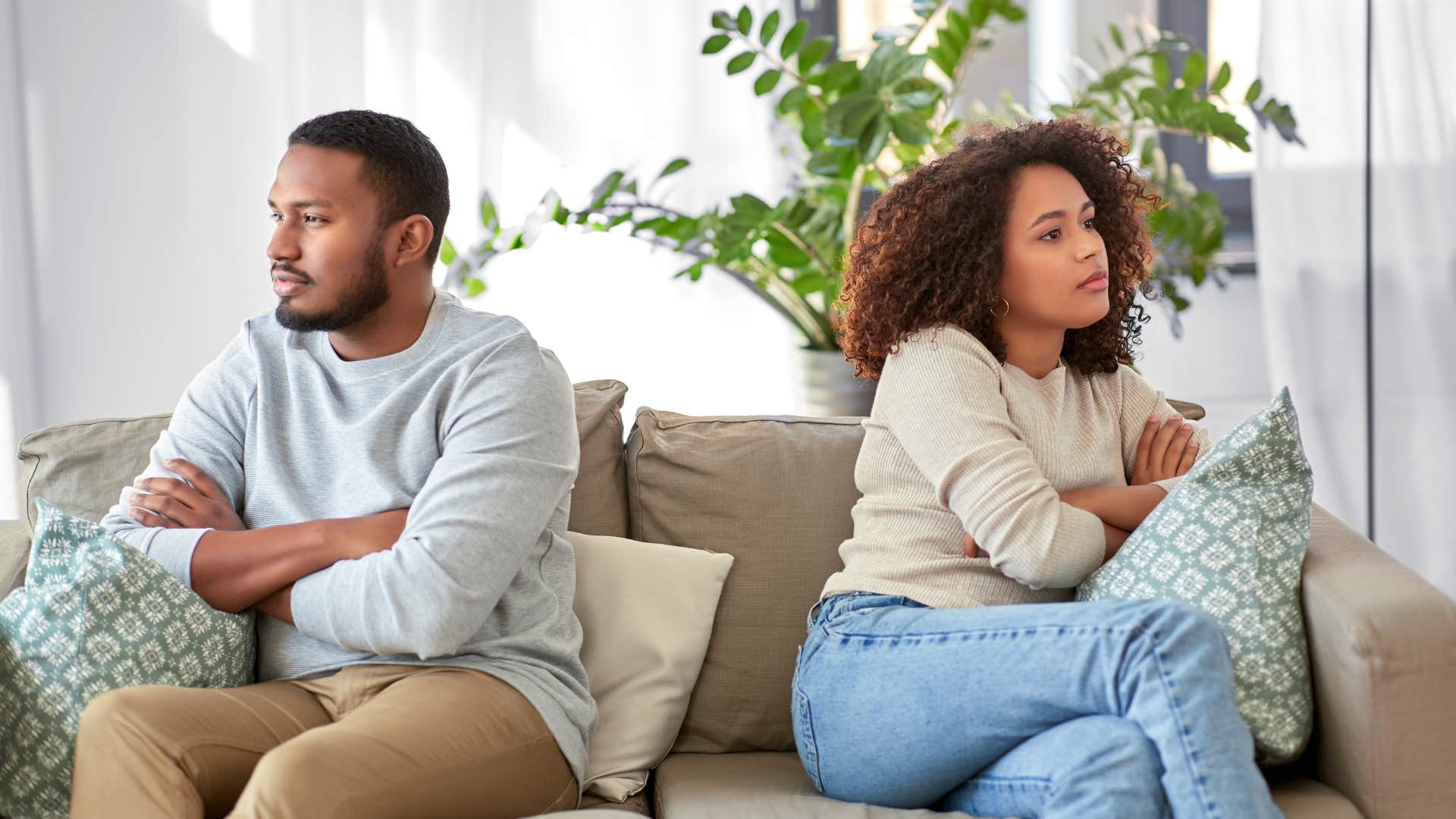 you get stonewalled or he explodes signs he's tired of you fed up with your relationship