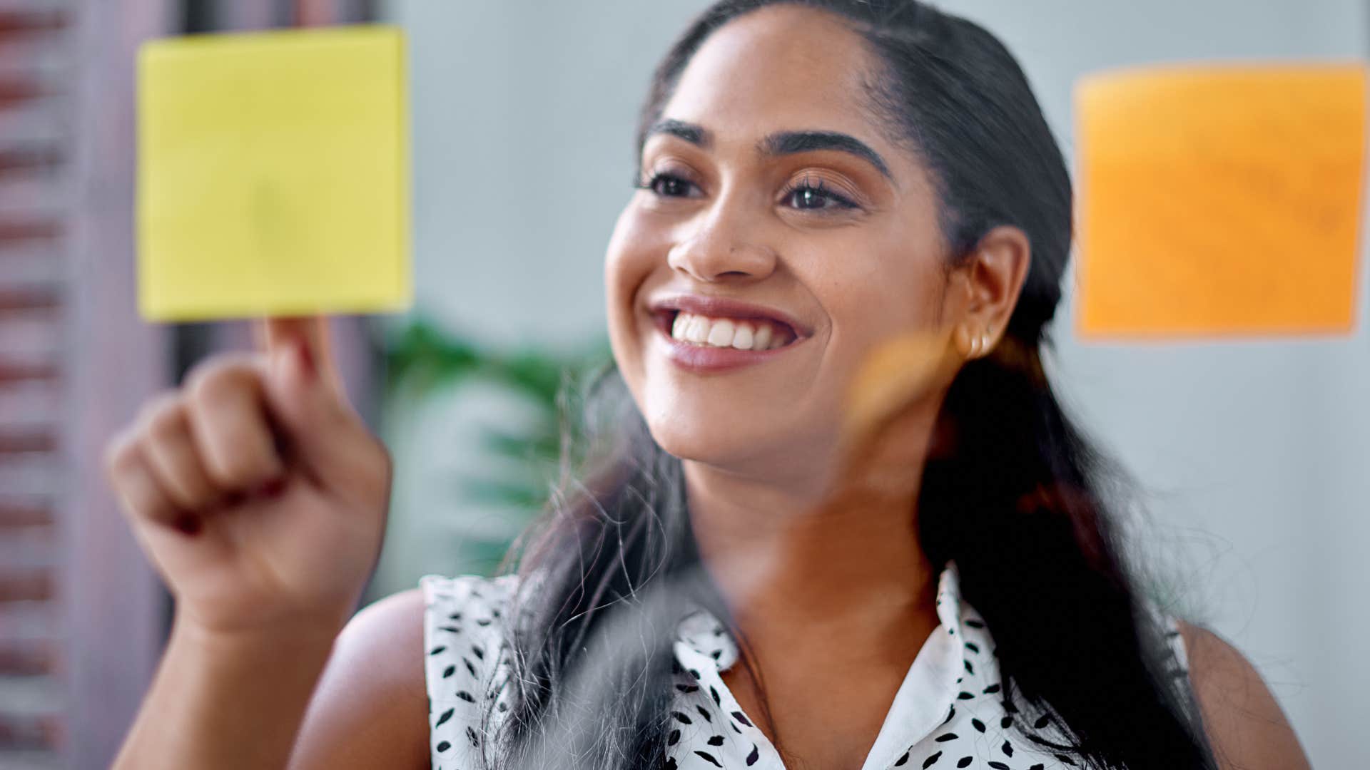 signs of a highly intelligent employee that seem like they would backfire, but never do coming up with off-the-wall solutions