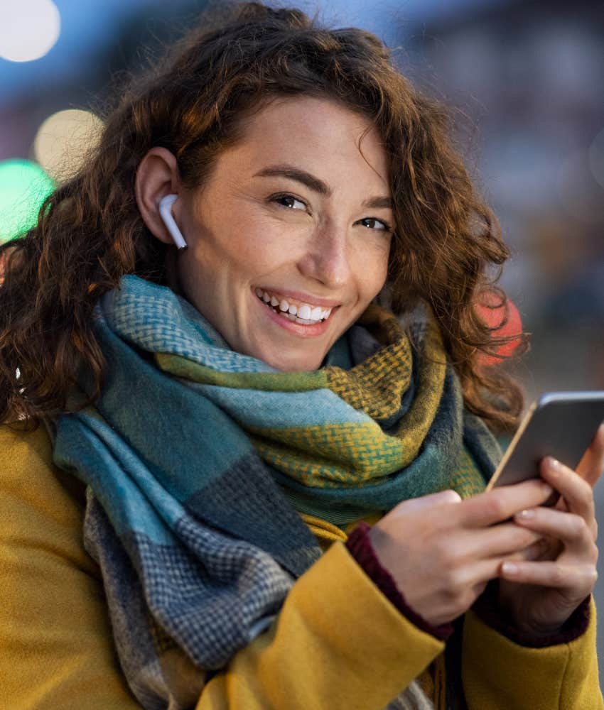 Woman ready to attract someone love doesn't judge