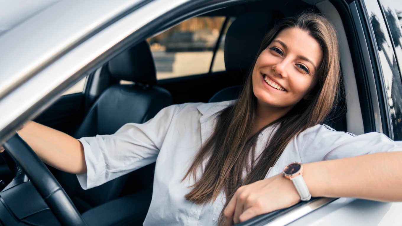 small things frugal people always keep in their car that save them money small things frugal people always keep in their car that save them money