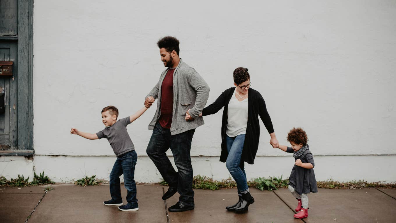 Study Shows Parents With This Increasingly Rare Type Of Family Have The Strongest Brains Study Shows Parents With This Increasingly Rare Type Of Family Have The Strongest Brains