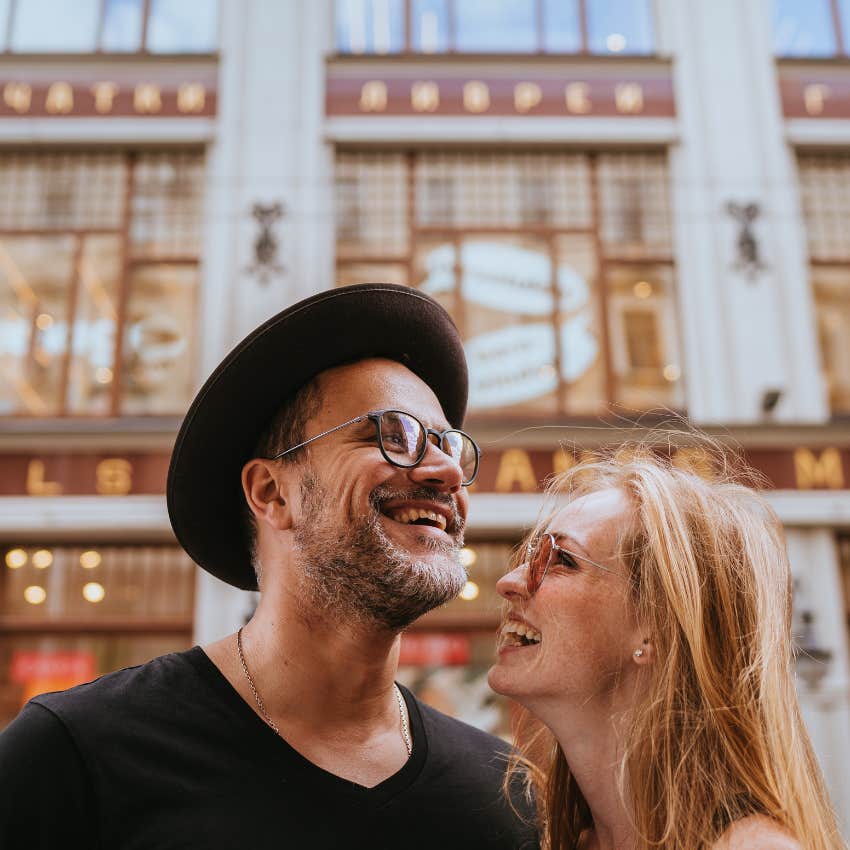 woman noticing guys face