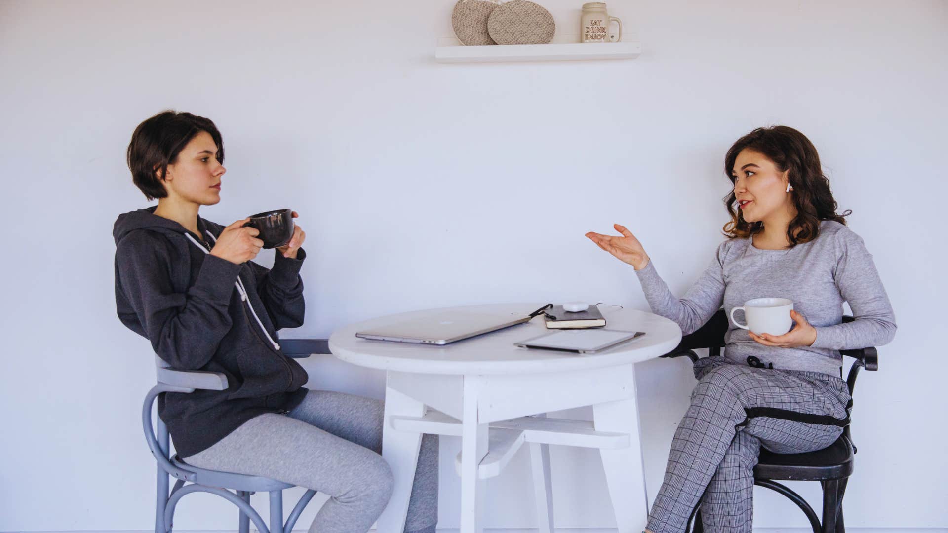Talking in nuanced ways things highly intelligent people do make average minds uncomfortable