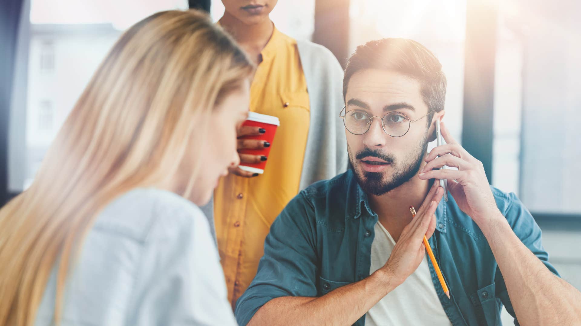man unwilling to collaborate on team project at work