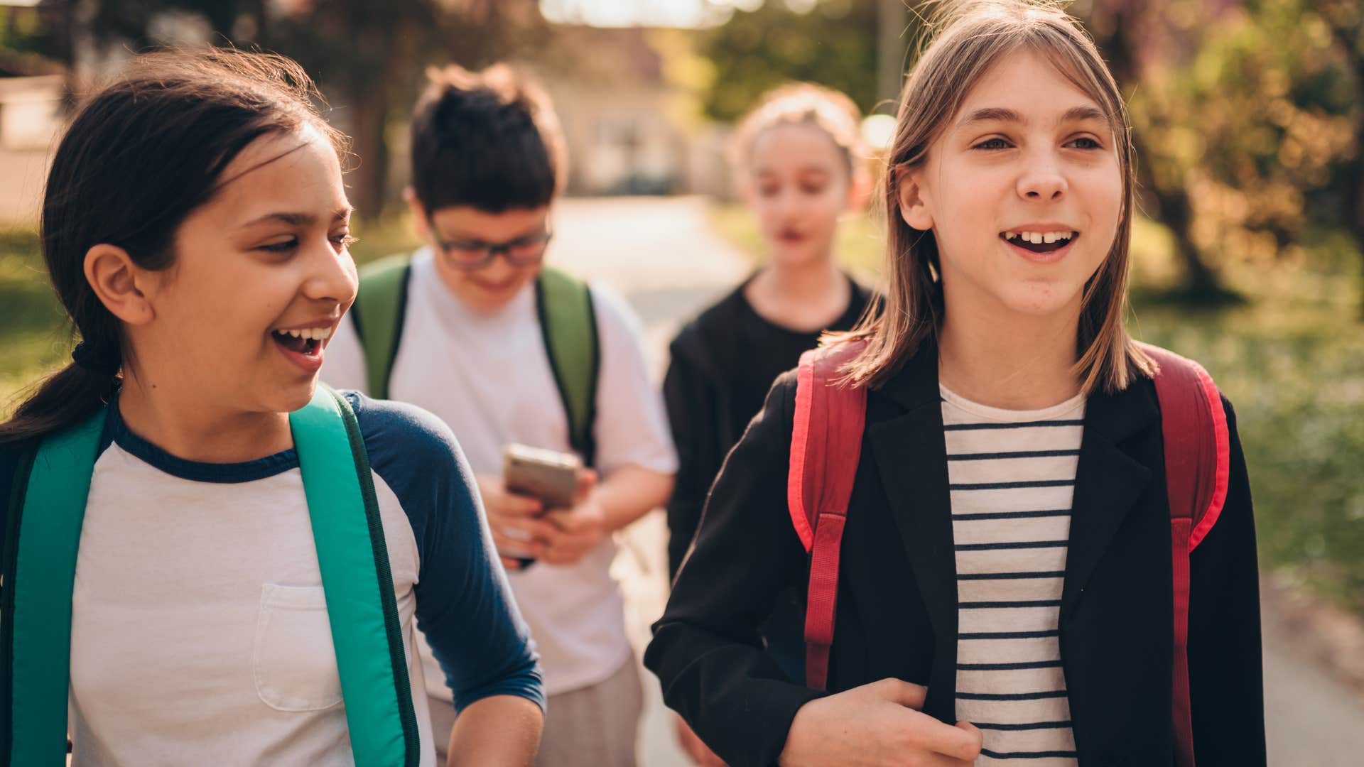 kids roaming unsupervised by their parents
