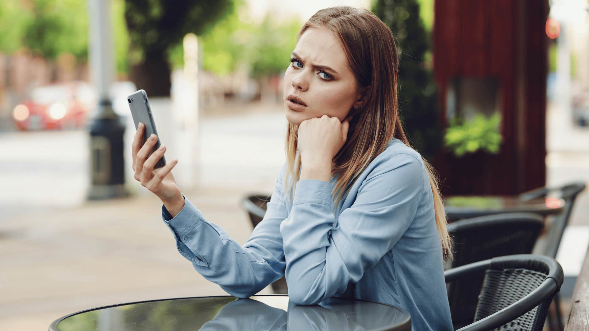 woman with manners instantly notices someone who wasn't raised right because they refuse to apologize