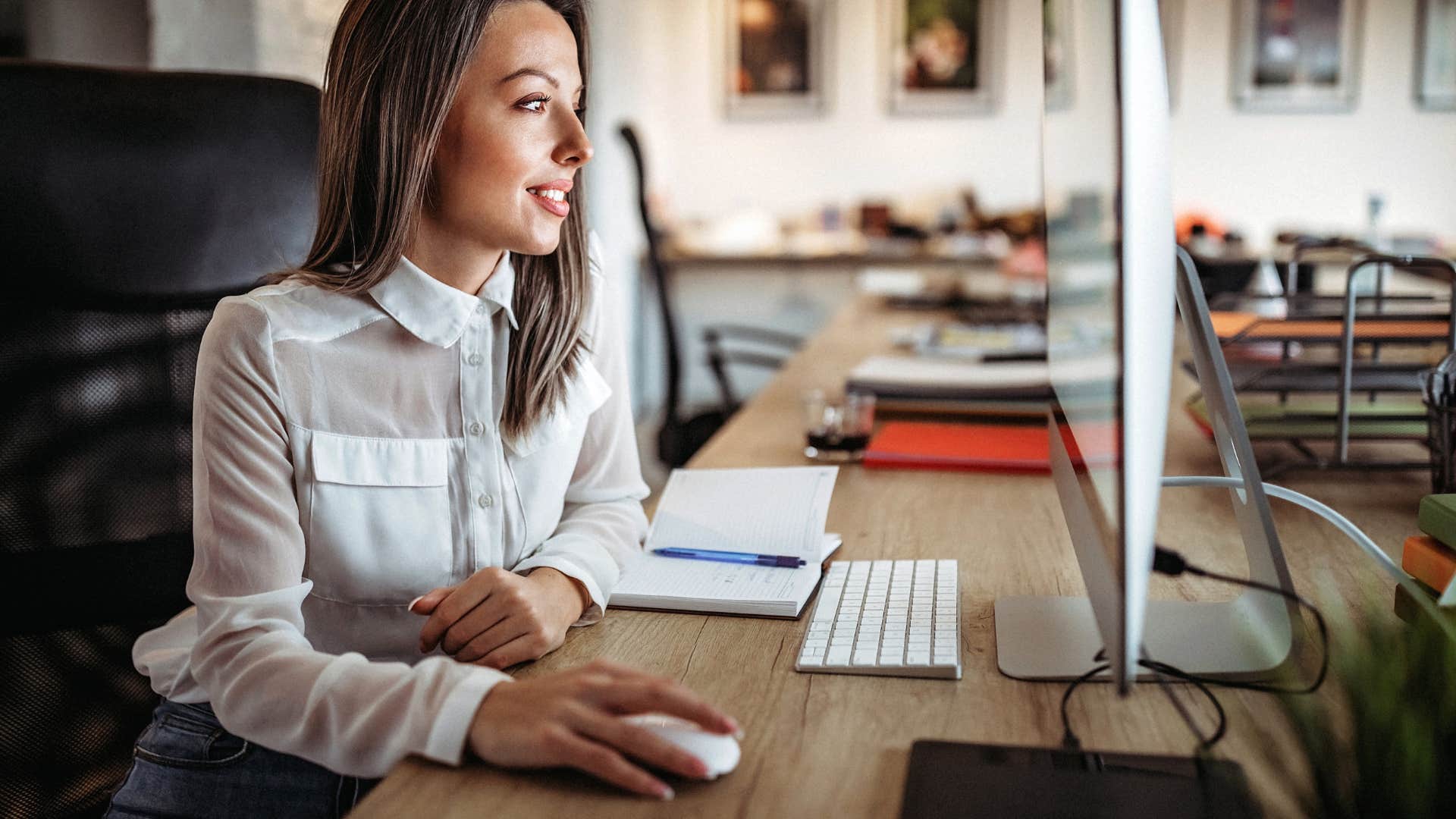 pretending to be busy things people think make them look high-status at work seriously unprofessional