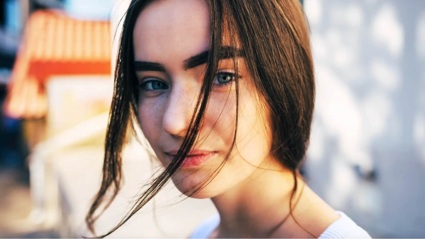 Woman who doesn't like socializing but wants to meet the one 