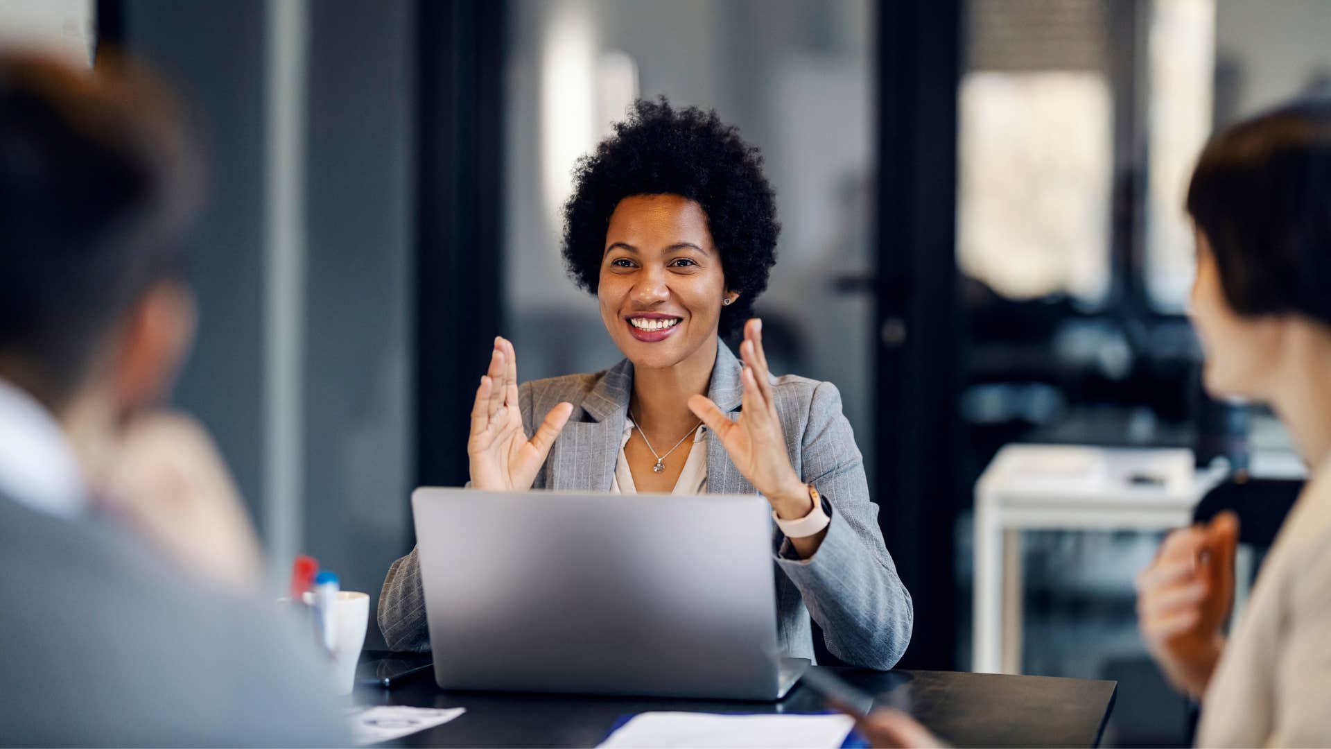 a boss constantly interrupts her employees as they are trying to give their updates to the team