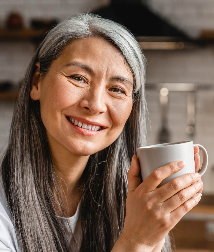 Woman with sharp brain function is mentally agile