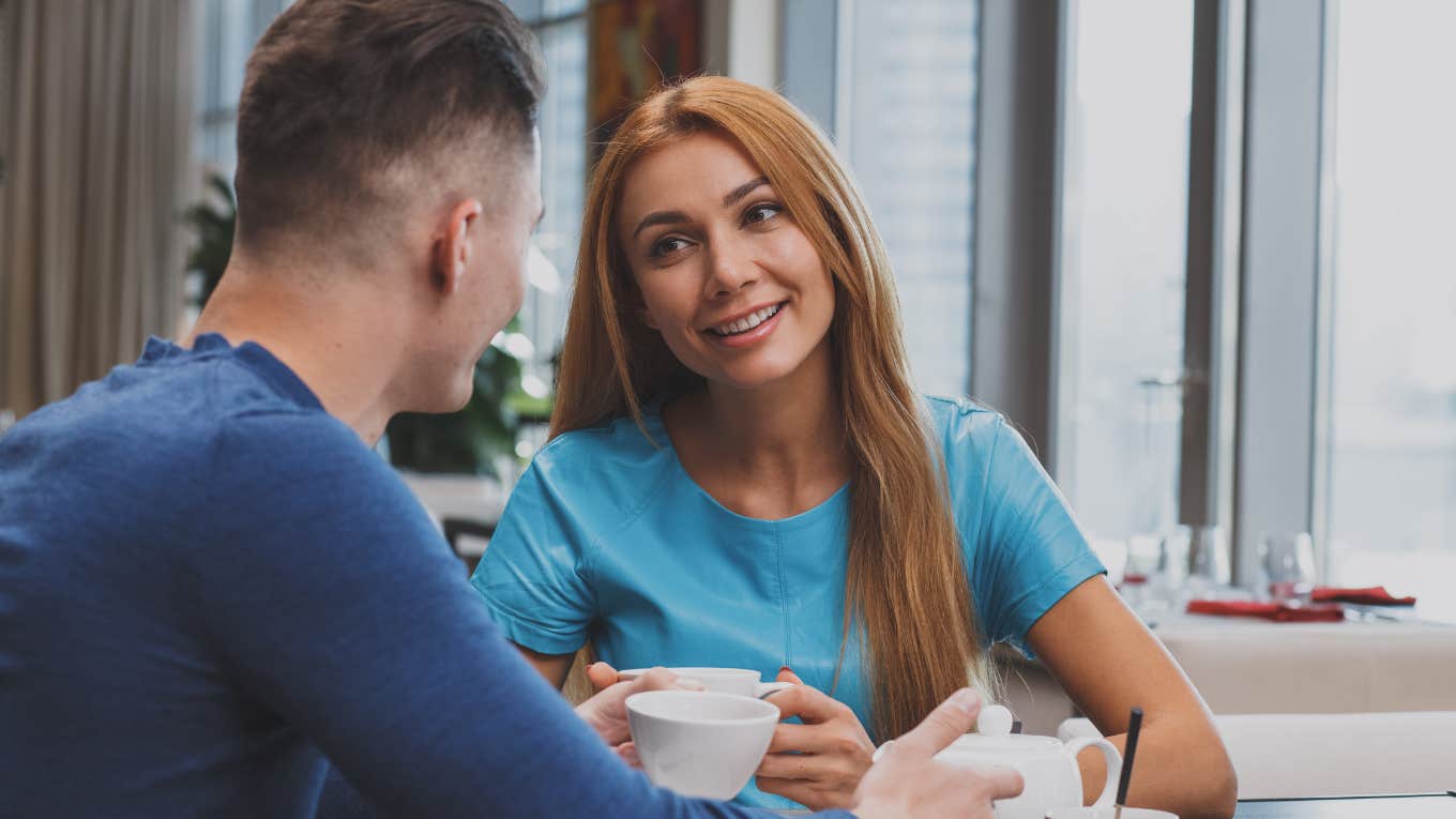Unfortunate Things Women Do That Make Men Back Away couple on first date woman about to scare man away