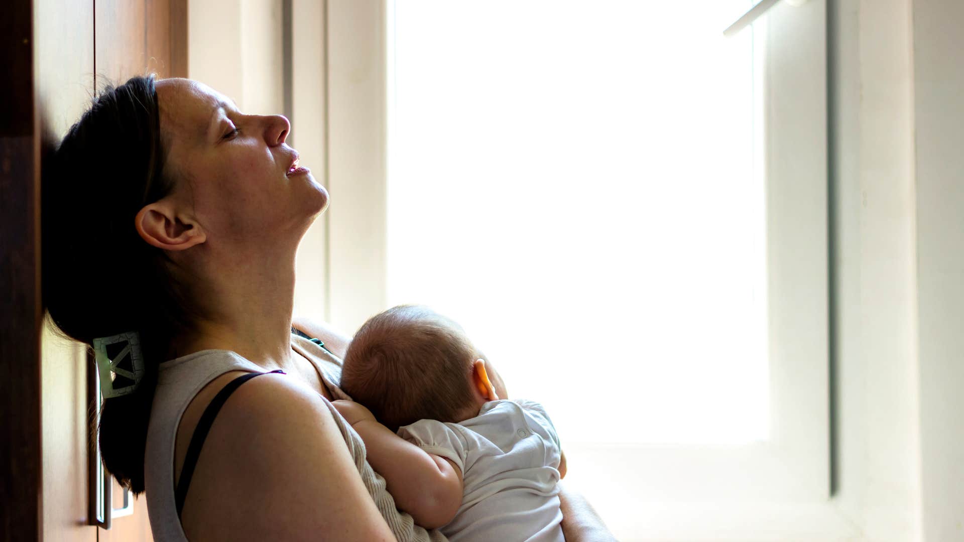 baby slept through the night unnecessary lies parents tell other parents to feel better about themselves