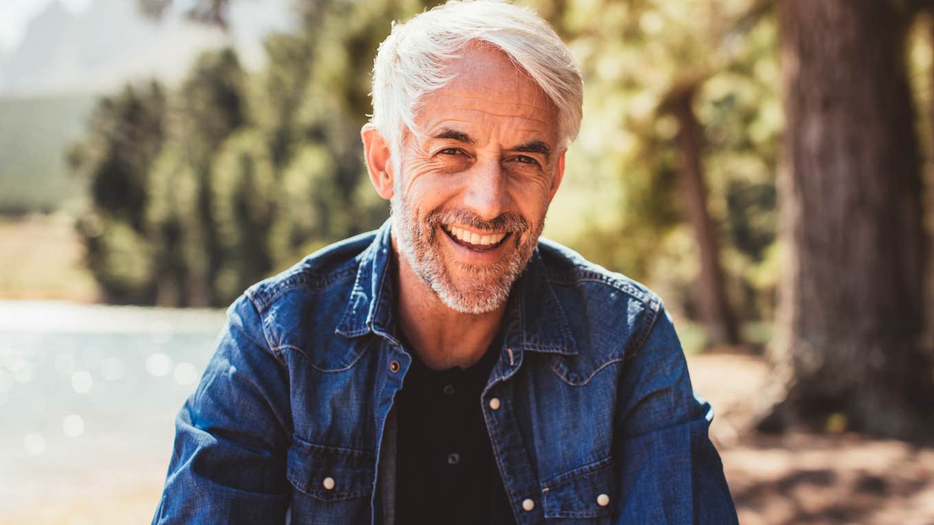 If you want more people to respect and admire you as you get older, say hello to these habits Respected and admired older person.