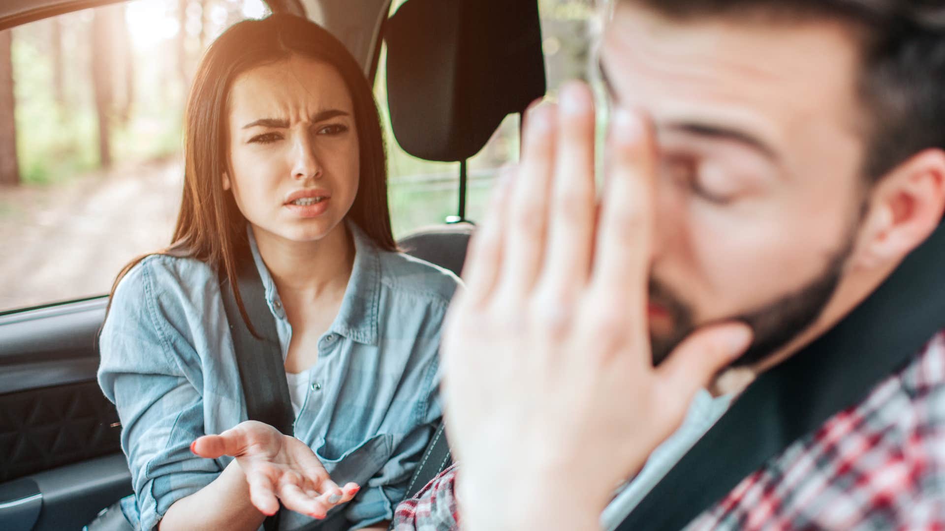 a man withdraws from his girlfriend when he is stressed