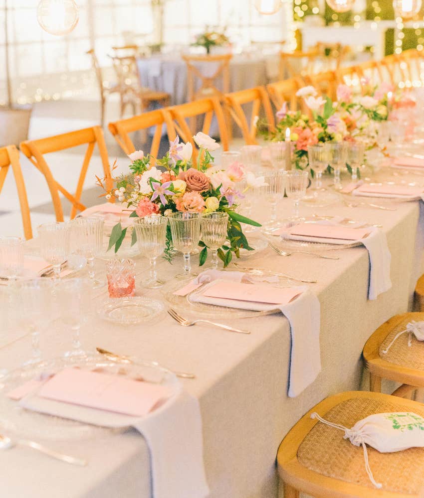 woman seated singles teens table wedding reddit
