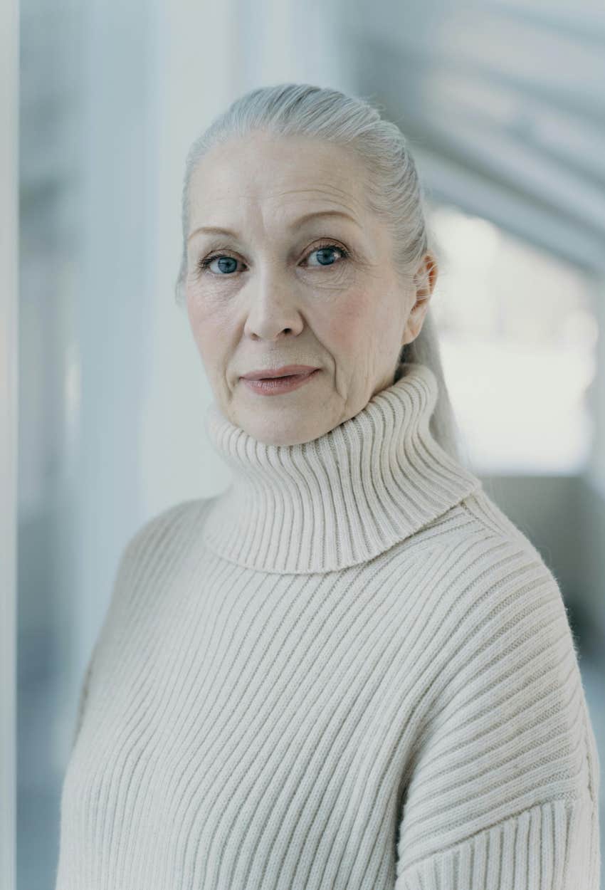 Woman who is having memory problems as a result of where she lives