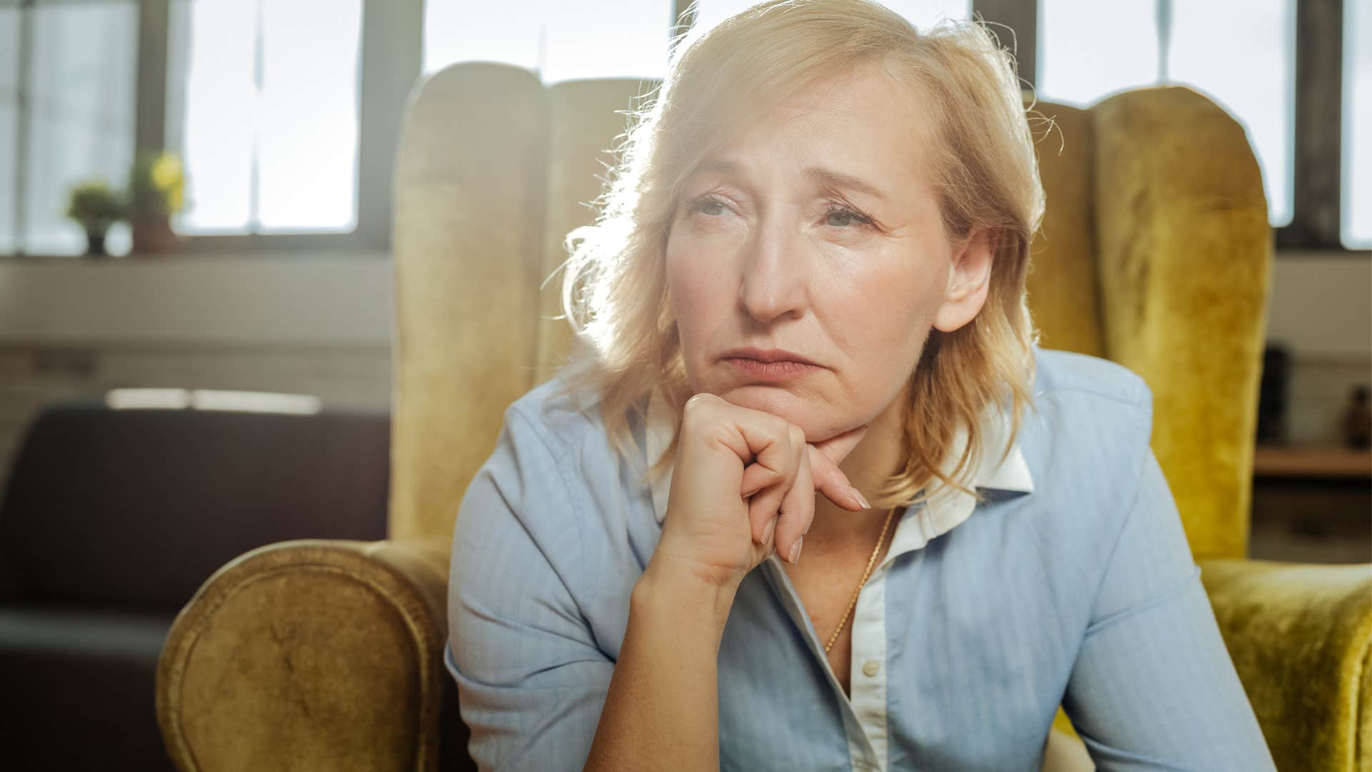 woman who knows how to spot red flags looking suspicious