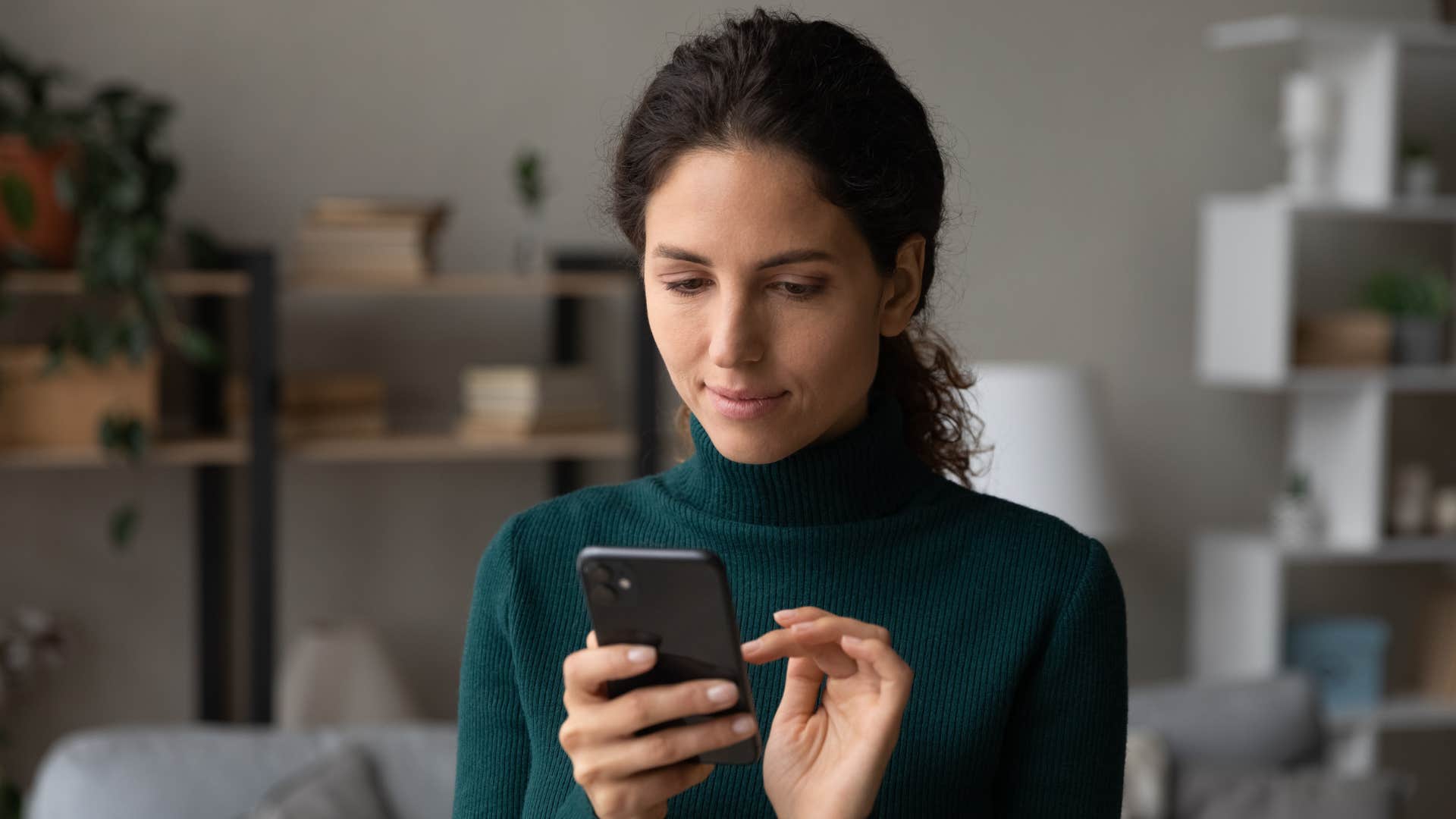 a woman knows her friends numbers by heart