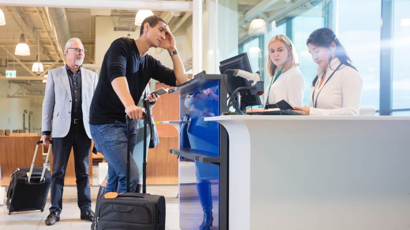 Airline Demands Passenger Check A Bag Because Picture Counted As Luggage Airline Demands Passenger Check A Bag Because Picture Counted As Luggage
